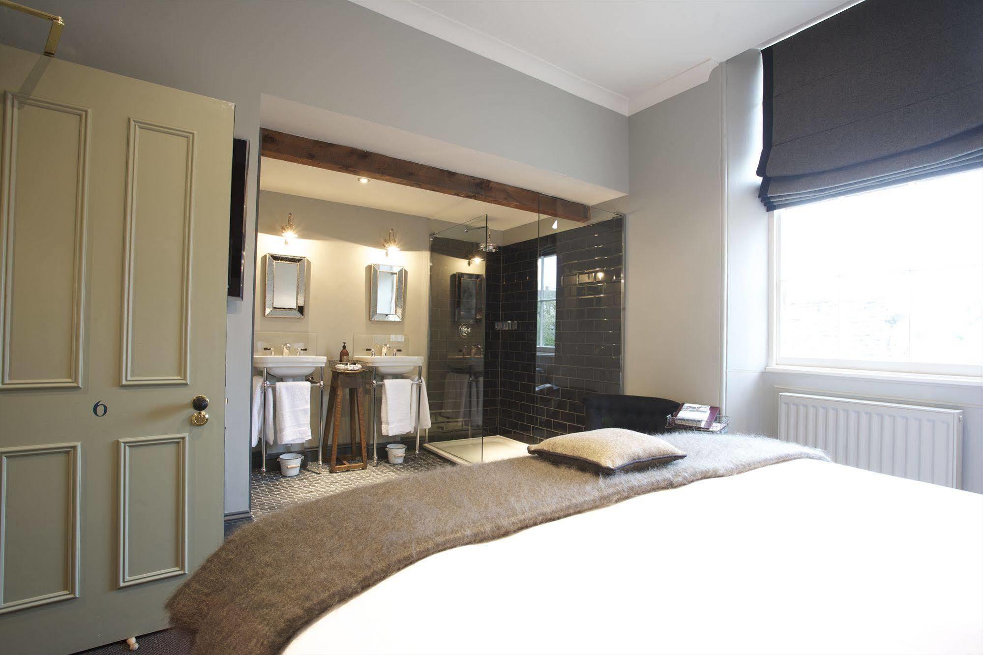The Wheatsheaf Inn Bourton-on-the-Water Luaran gambar