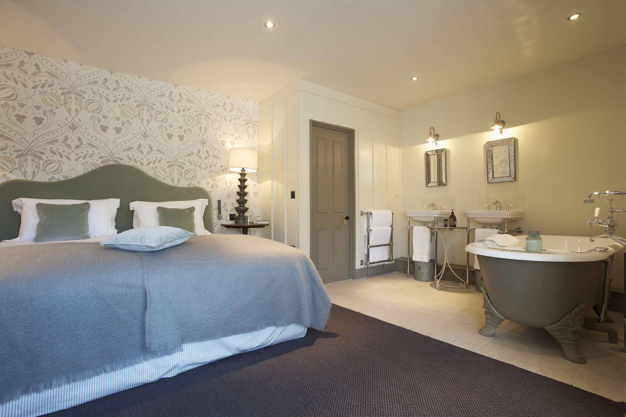 The Wheatsheaf Inn Bourton-on-the-Water Luaran gambar